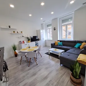 Napfeny Apartment